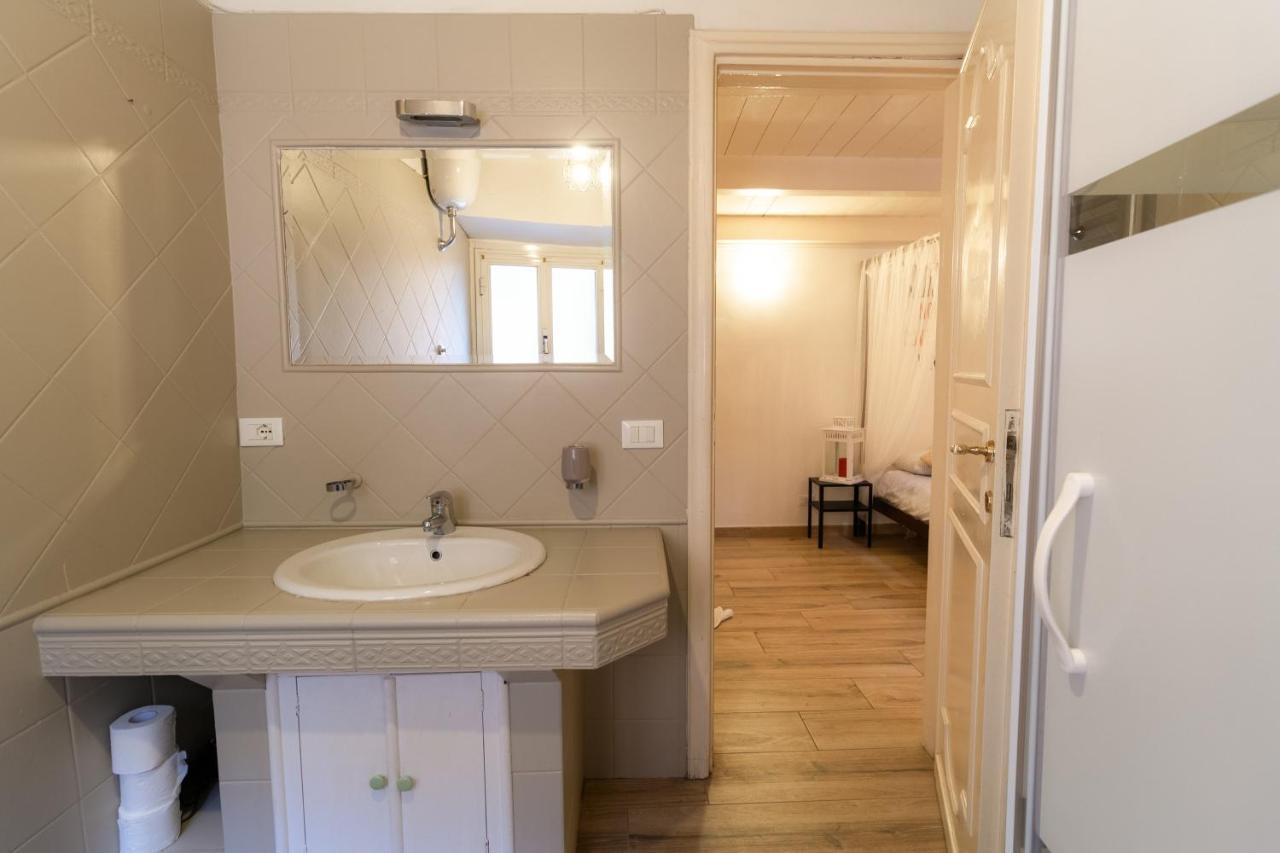 Trastevere Four Seasons Trilussa 2 Рим Екстериор снимка